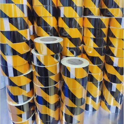 Vải bảo vệ PE dính Đen băng cảnh báo màu vàng ISO9001 SGS CE ROHS được phê duyệt