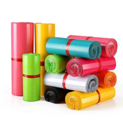 Màu LDPE cá nhân hóa Poly Mailers Gói vận chuyển phong bì trong cuộn