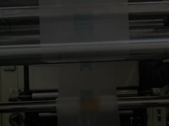 Bộ phim thu nhỏ PE trong suốt có kích thước lớn Roll 50μM Palet Wrapping Film